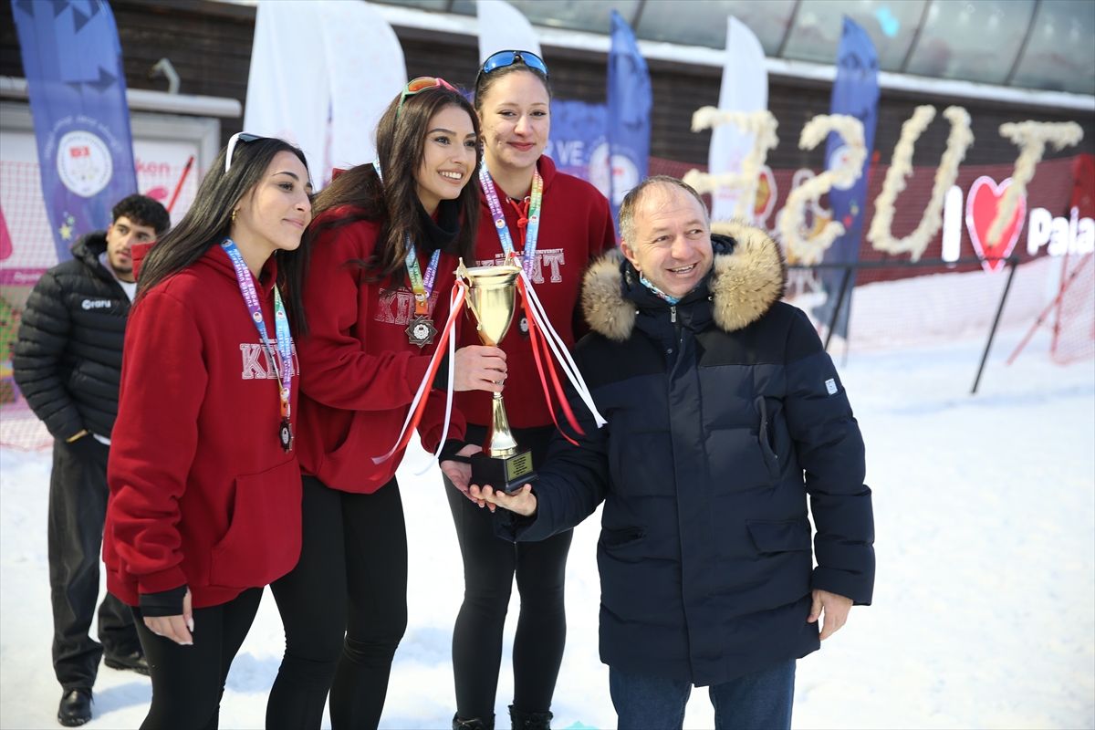 Palandöken'de Ünilig Kar Voleybolu Türkiye Şampiyonası sona erdi
