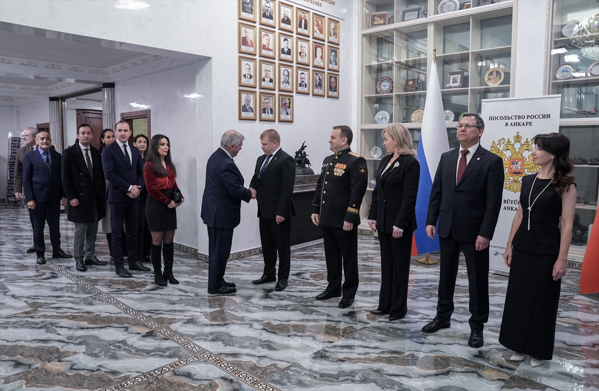 Rusya'nın Ankara Büyükelçiliğinde 'Silahlı Kuvvetler Günü' kutlandı