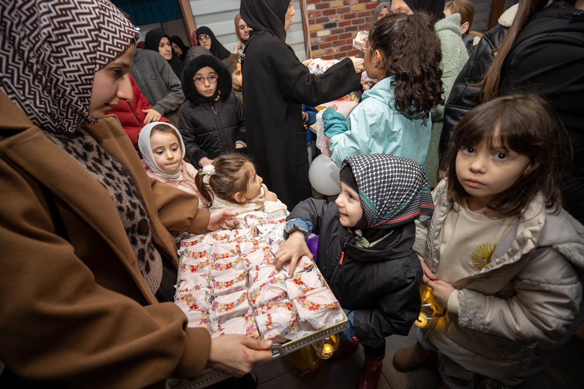 Sakarya ve Kocaeli'de ramazan ayı fener alayıyla karşılandı