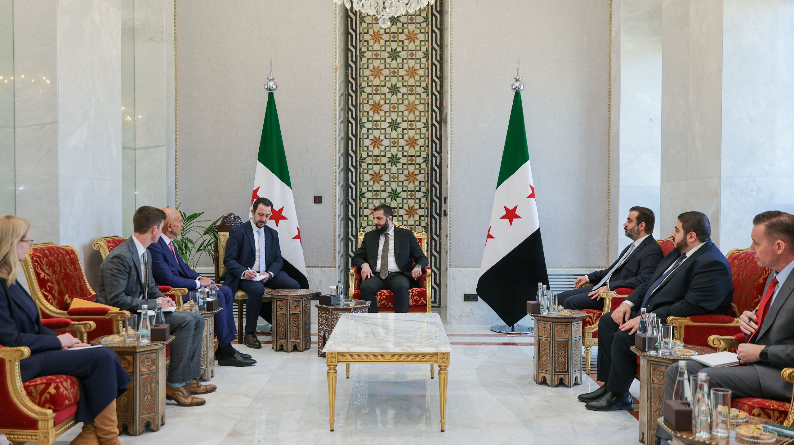 Suriye Cumhurbaşkanı Şara, ABD'nin Suriye Özel Temsilcisi Barrack'ı kabul etti