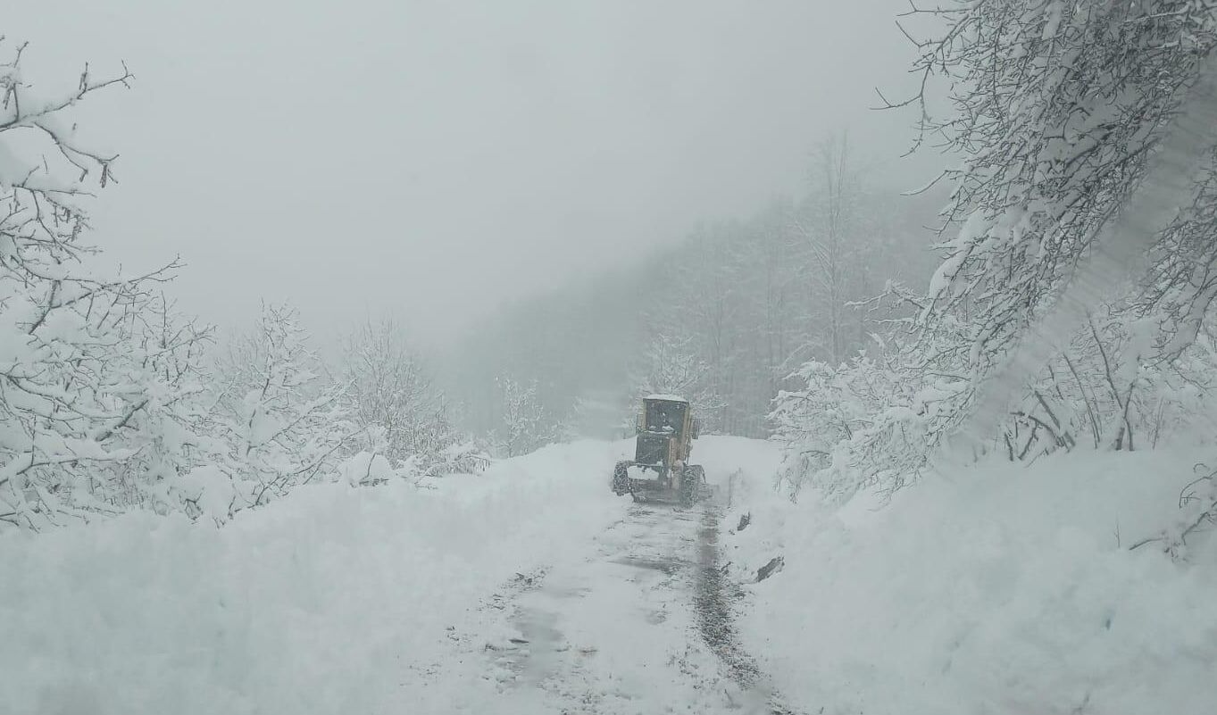 Tokat'ta kar yağışı etkili oldu
