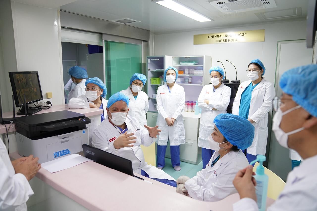 Türk ve Moğol hekimler Moğolistan'daki ilk çocuk kemik iliği naklini gerçekleştirdi