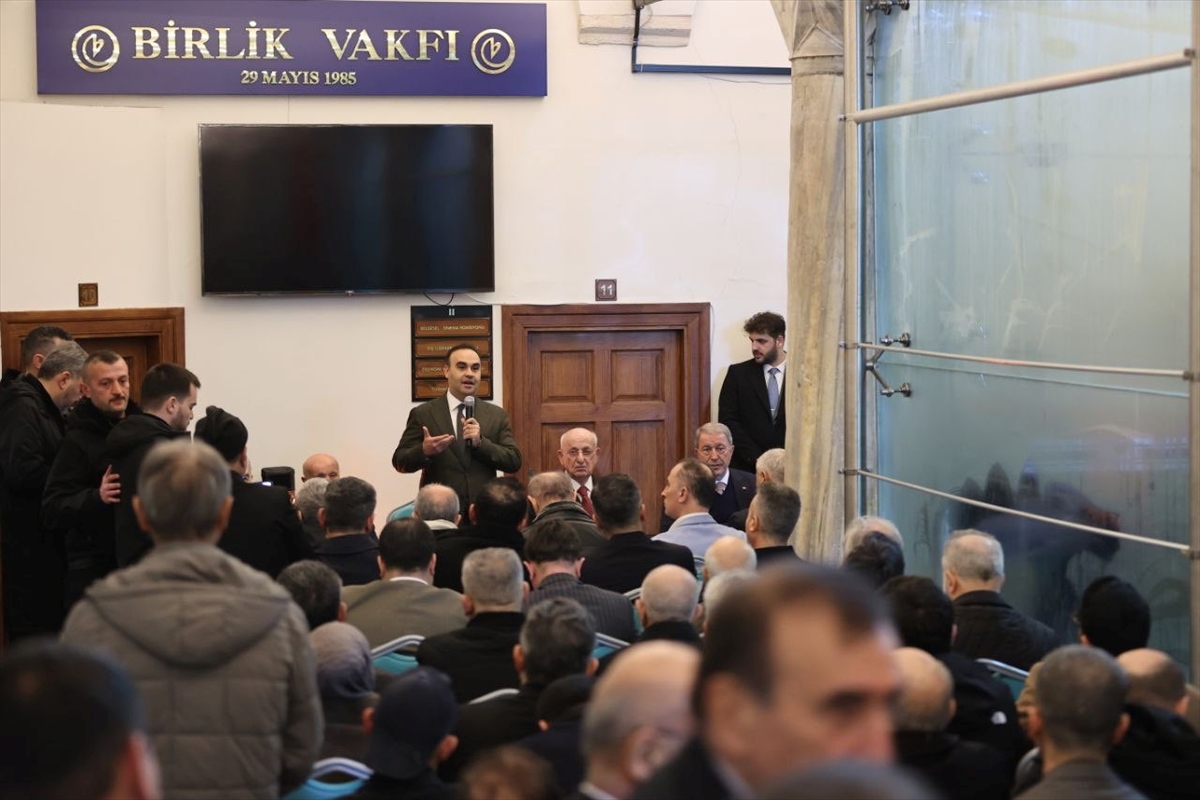 Türkiye Gönüllü Teşekküller Vakfı ve Birlik Vakfı iftar programı İstanbul'da düzenlendi