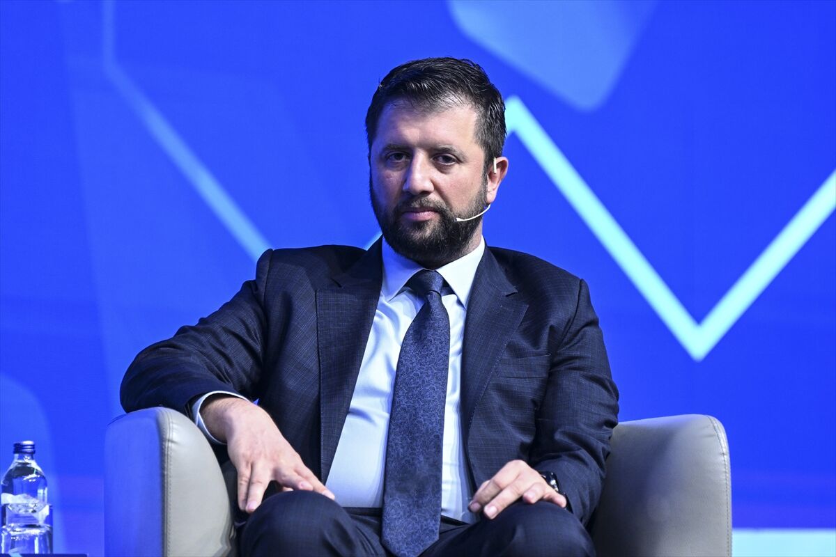 UGİK'26 kapsamında 'Geçmişi Kaybetmeden Geleceği Yeniden Yazmak' paneli düzenlendi