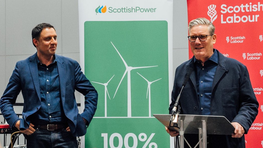 İskoçya İşçi Partisi lideri Sarwar, İngiltere Başbakan Starmer'ı istifaya çağırdı