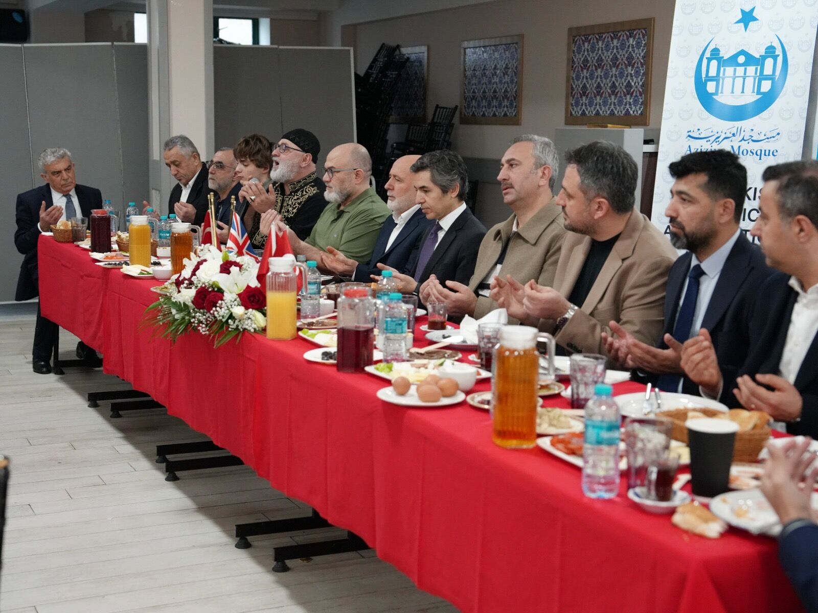 15B676D9 51Ff 47Fb 8212 6D3806A68657