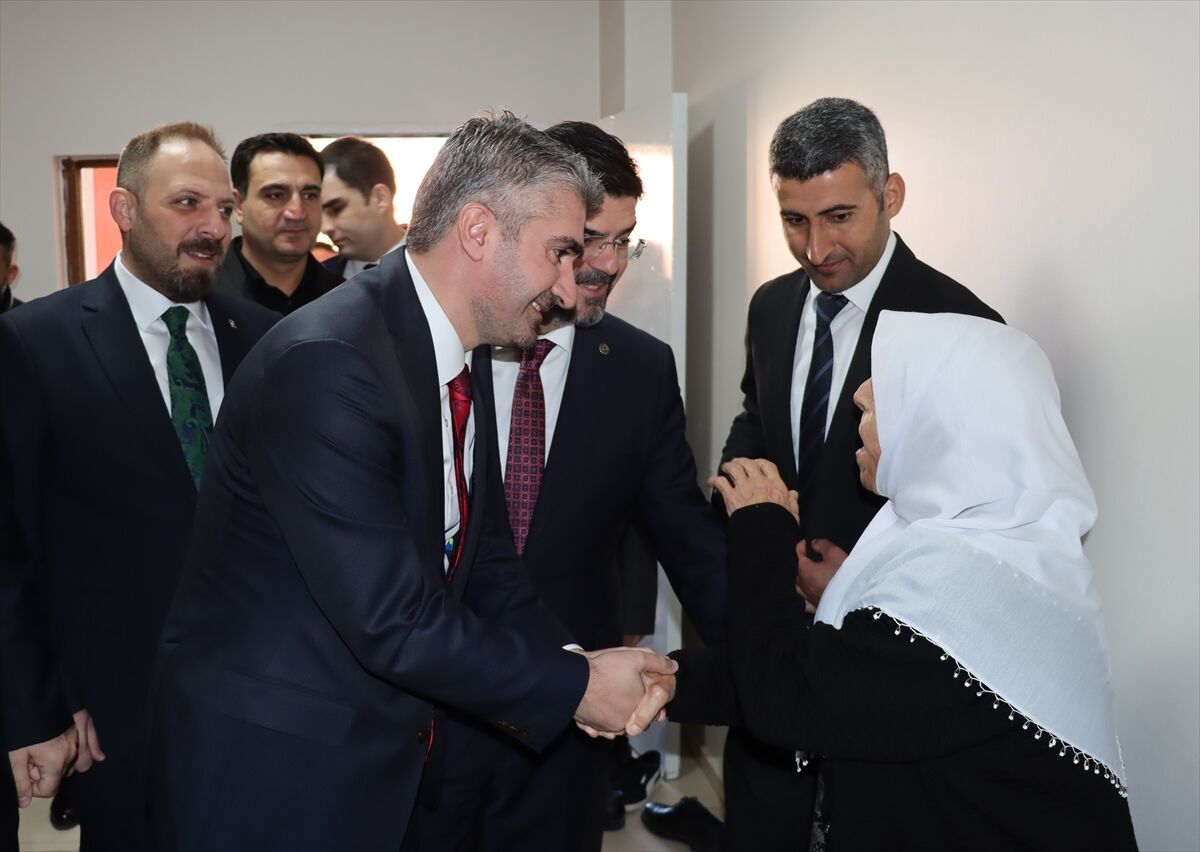 Aile ve Sosyal Hizmetler Bakan Yardımcısı Tarıkdaroğlu, Mardin'de temaslarda bulundu