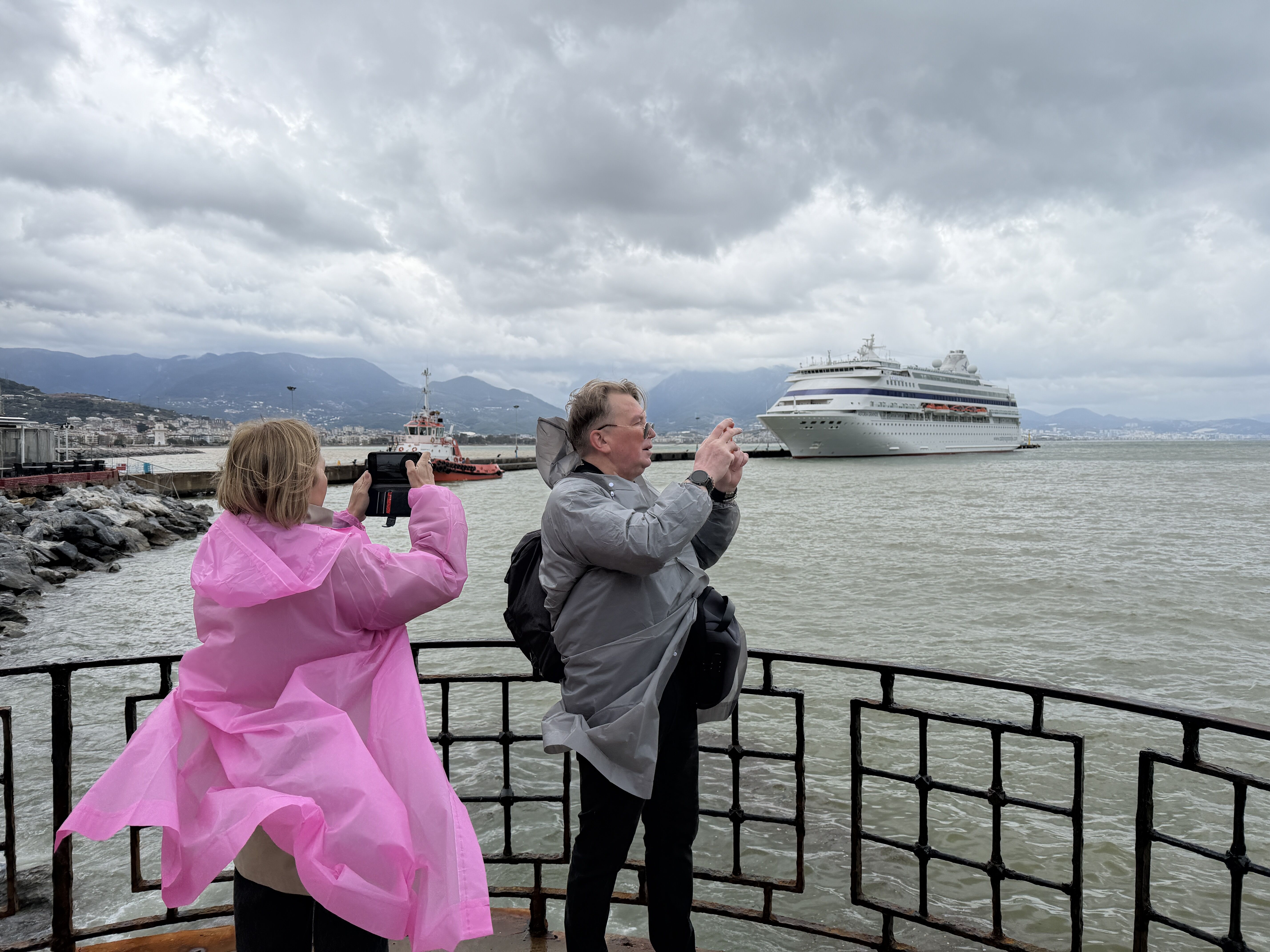 Alanya'ya yılın ilk kruvaziyeri geldi