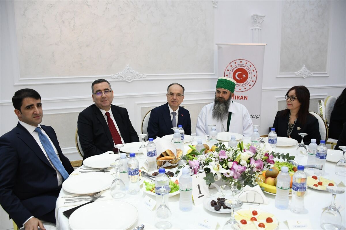 Arnavutluk Cumhurbaşkanı Begaj, Türkiye ile ilişkilerin tarihi köklere sahip olduğunu söyledi