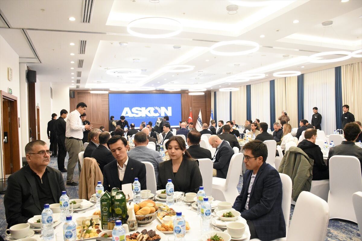 ASKON, Özbekistan'da Türk ve Özbek iş insanlarına iftar verdi