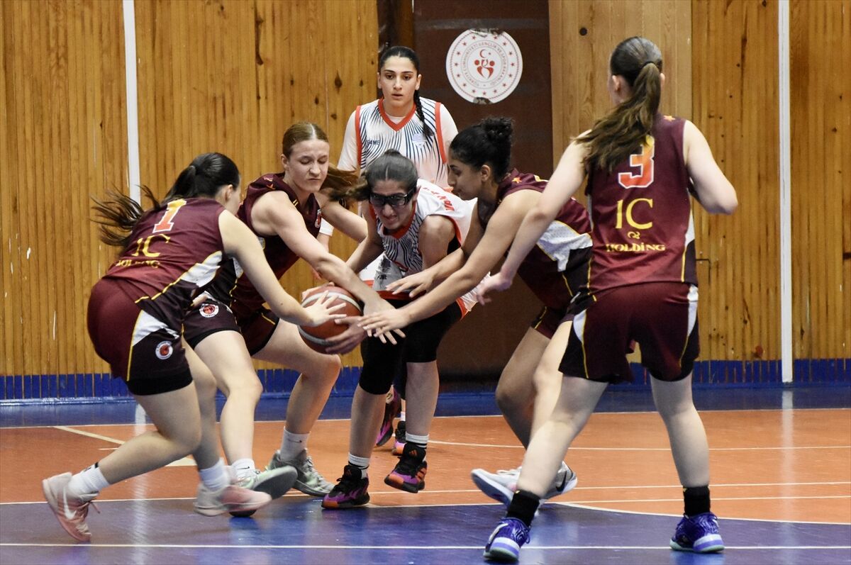 Basketbol: 18 Yaş Altı Kızlar Anadolu Şampiyonası