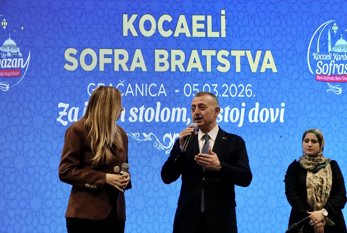 Bosna Hersek'te Kocaeli Büyükşehir Belediyesince iftar programı düzenlendi