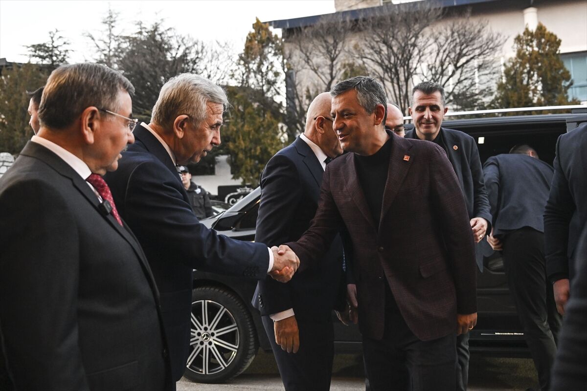 CHP Genel Başkanı Özel, Gölbaşı'nda iftar programında konuştu: