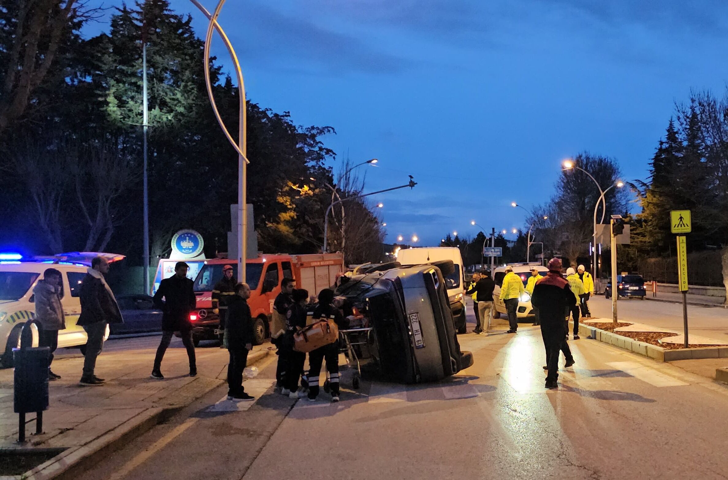 Çorum'da cip ile kamyonetin çarpıştığı kazada 2 kişi yaralandı