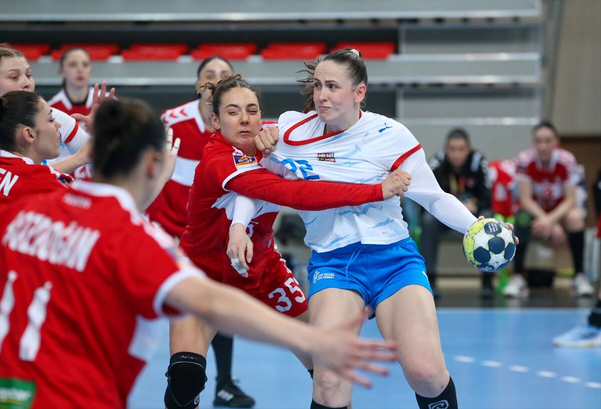 Hentbol: Kadınlar EHF Avrupa Kupası