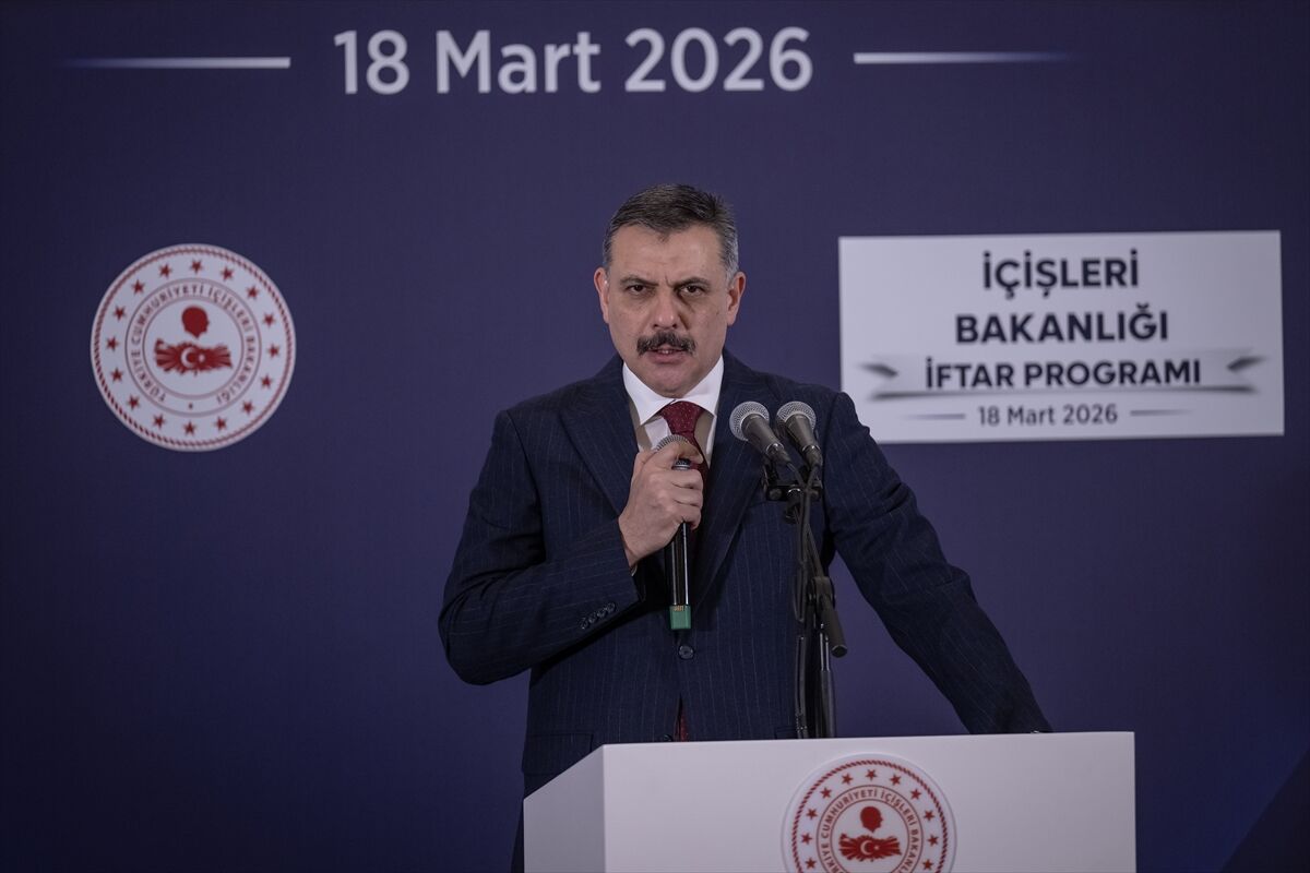 İçişleri Bakanı Çiftçi, Bakanlık personeliyle iftarda buluştu