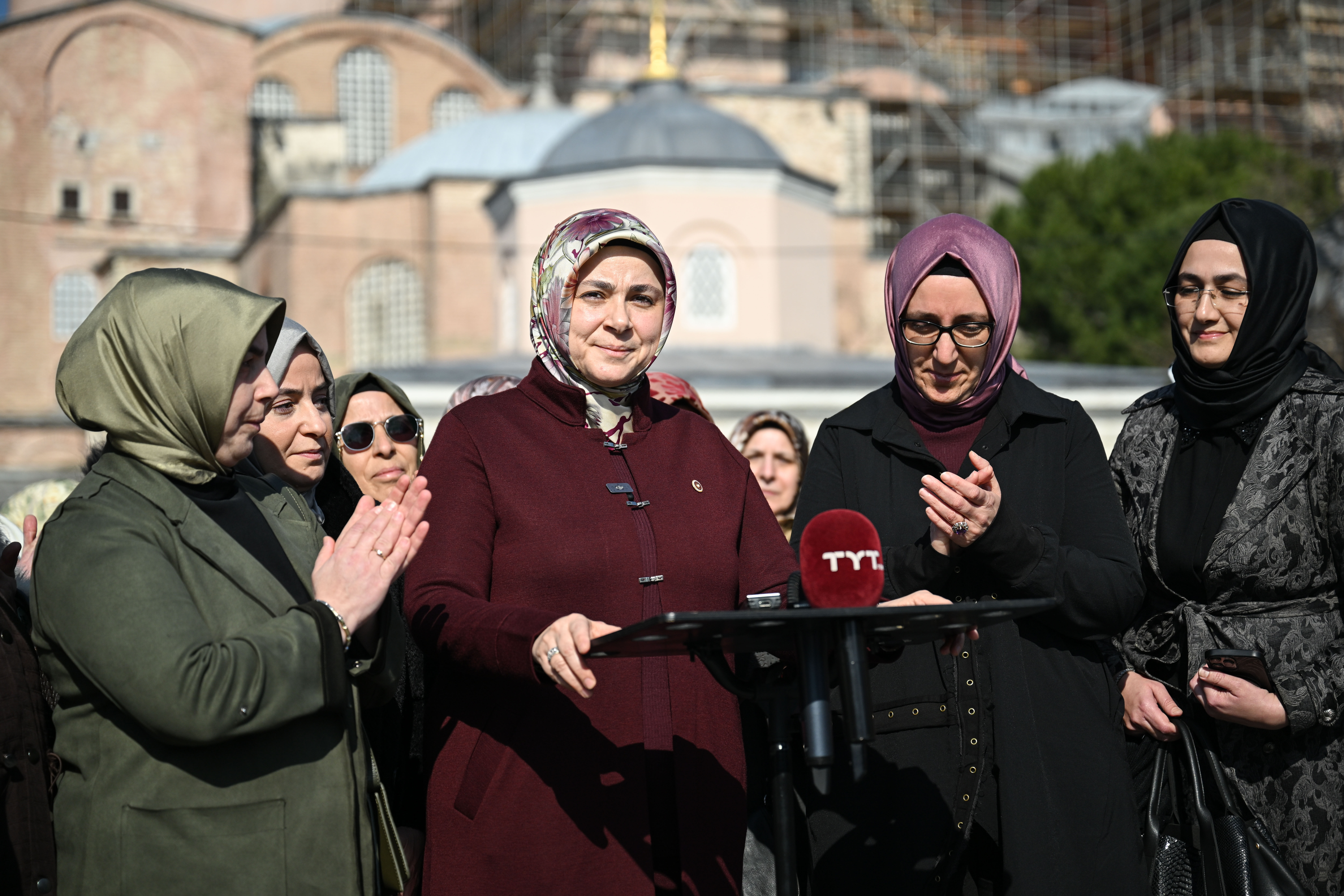 Ramazanda 81 ilde okunan 300 bini aşkın hatmin duası Ayasofya-i Kebir Camii'nde yapıldı