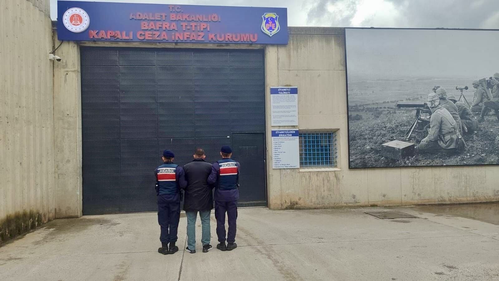 Samsun'da 'kasten öldürme' suçundan 18 yıl hapis cezası bulunan firari hükümlü yakalandı