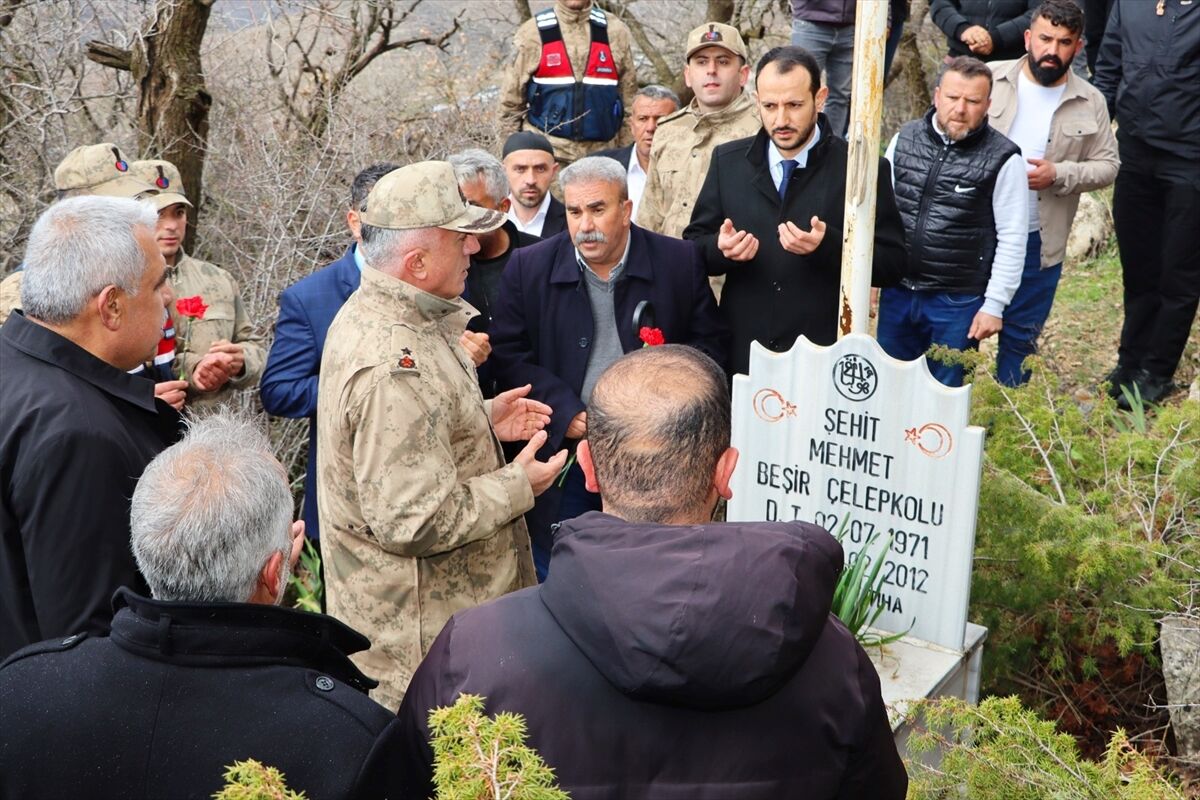 Siirt'te şehitler için anma töreni düzenlendi