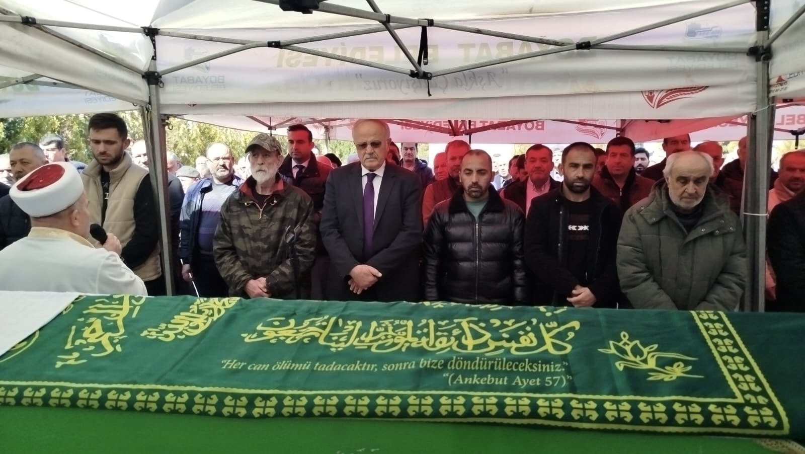 Sinop'ta kahvehanede düşerek başını beton zemine çarpan kişi öldü