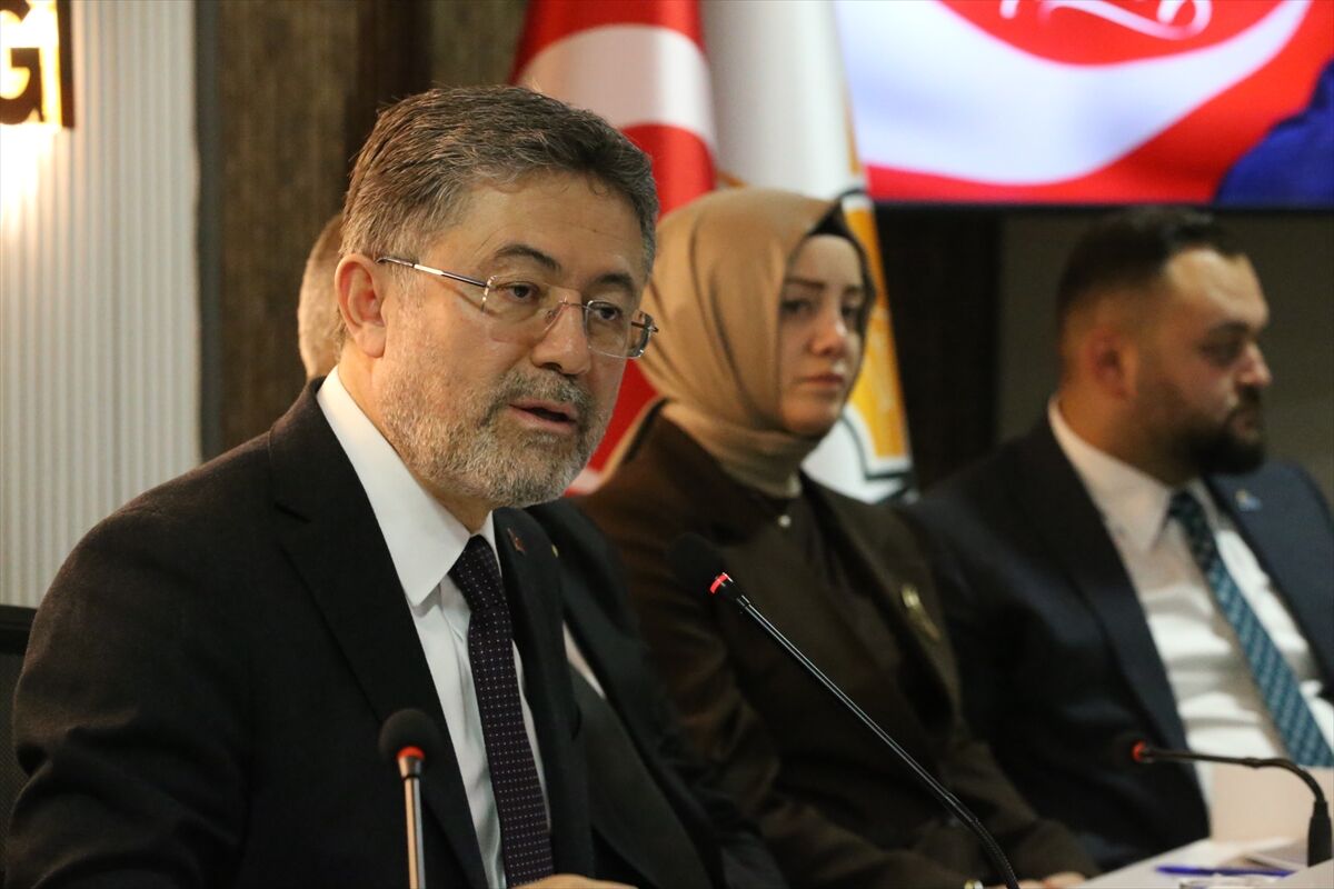 Tarım ve Orman Bakanı Yumaklı, AK Parti Kastamonu İl Başkanlığında konuştu: