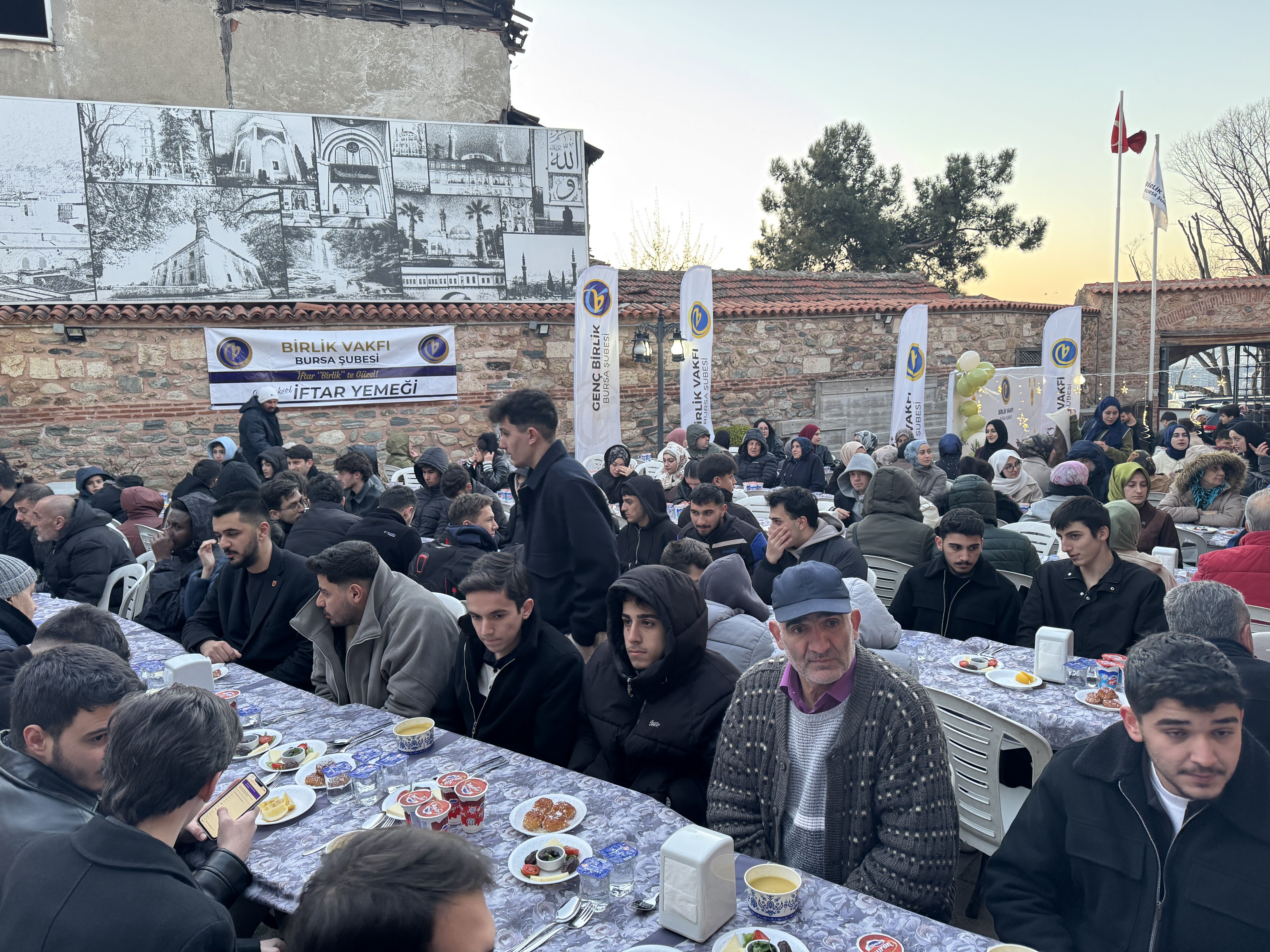 TBMM Sanayi Komisyonu Başkanı Varank, Birlik Vakfı Bursa Şubesi'nin iftarında konuştu: