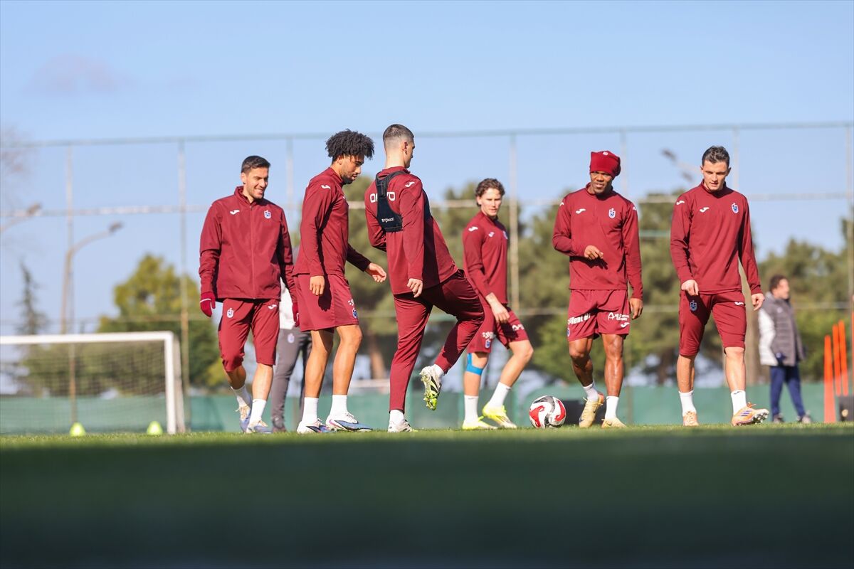 Trabzonspor, Çaykur Rizespor maçının hazırlıklarına başladı