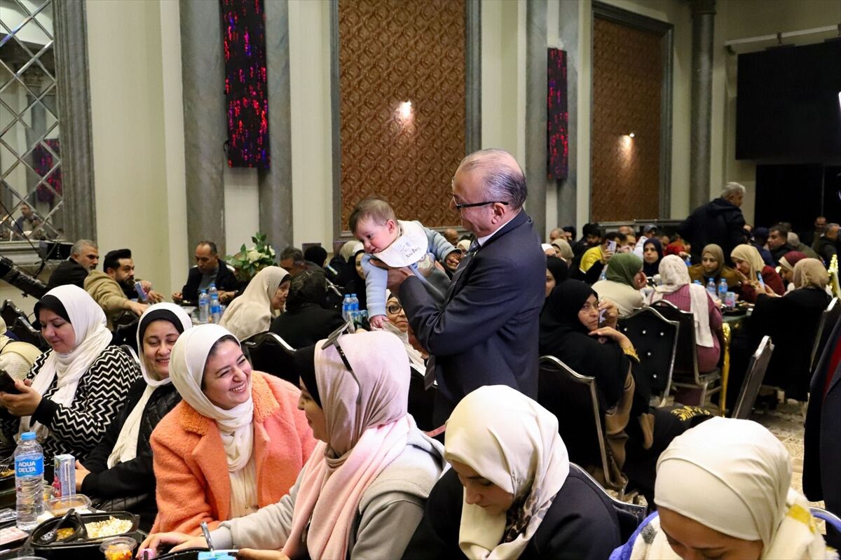 Türkiye'nin Mısır Büyükelçiliği ile İHH'dan Mısır'daki Filistinlilere ramazan yardımı