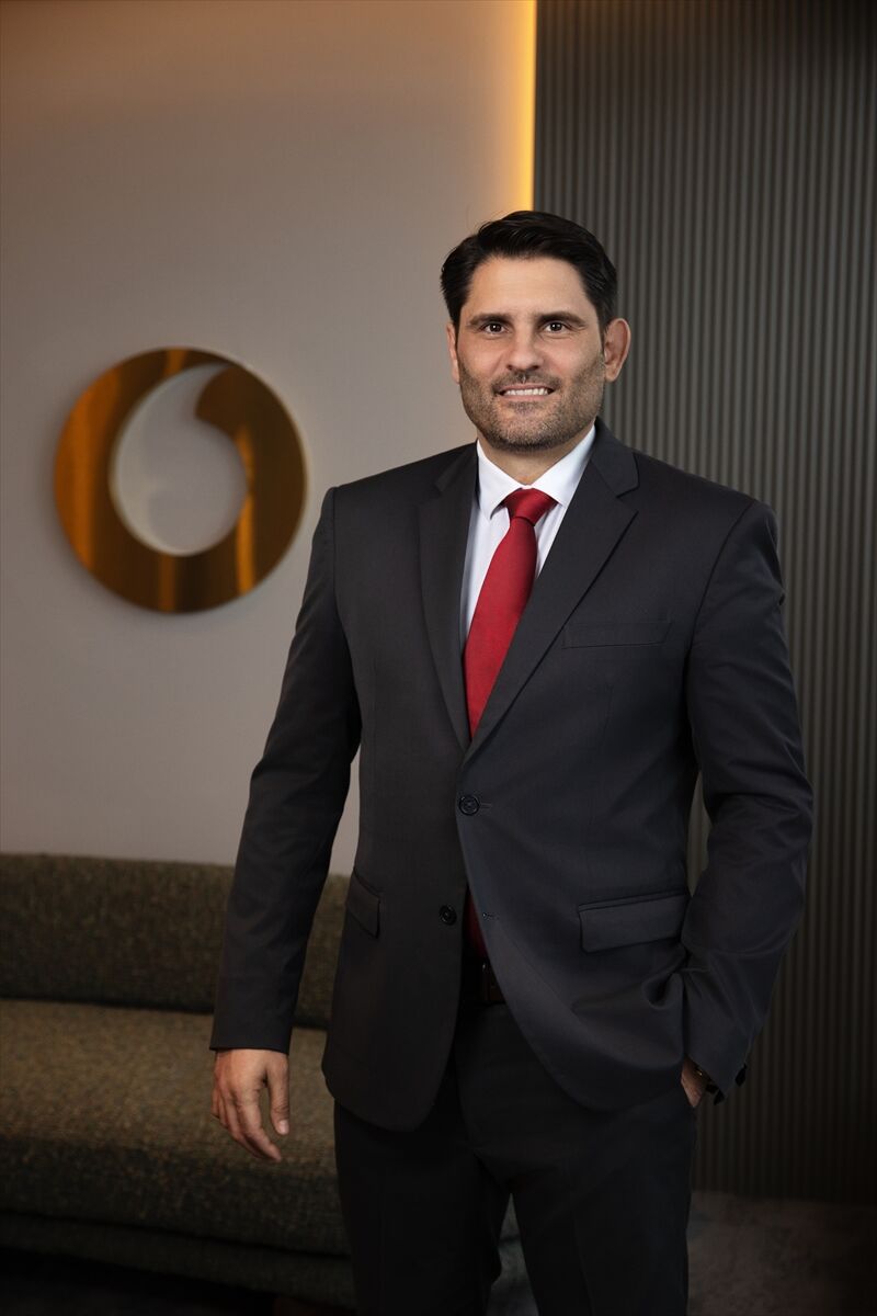 Vodafone'dan 'Yeni Nesil eCall' araç güvenliği hizmeti