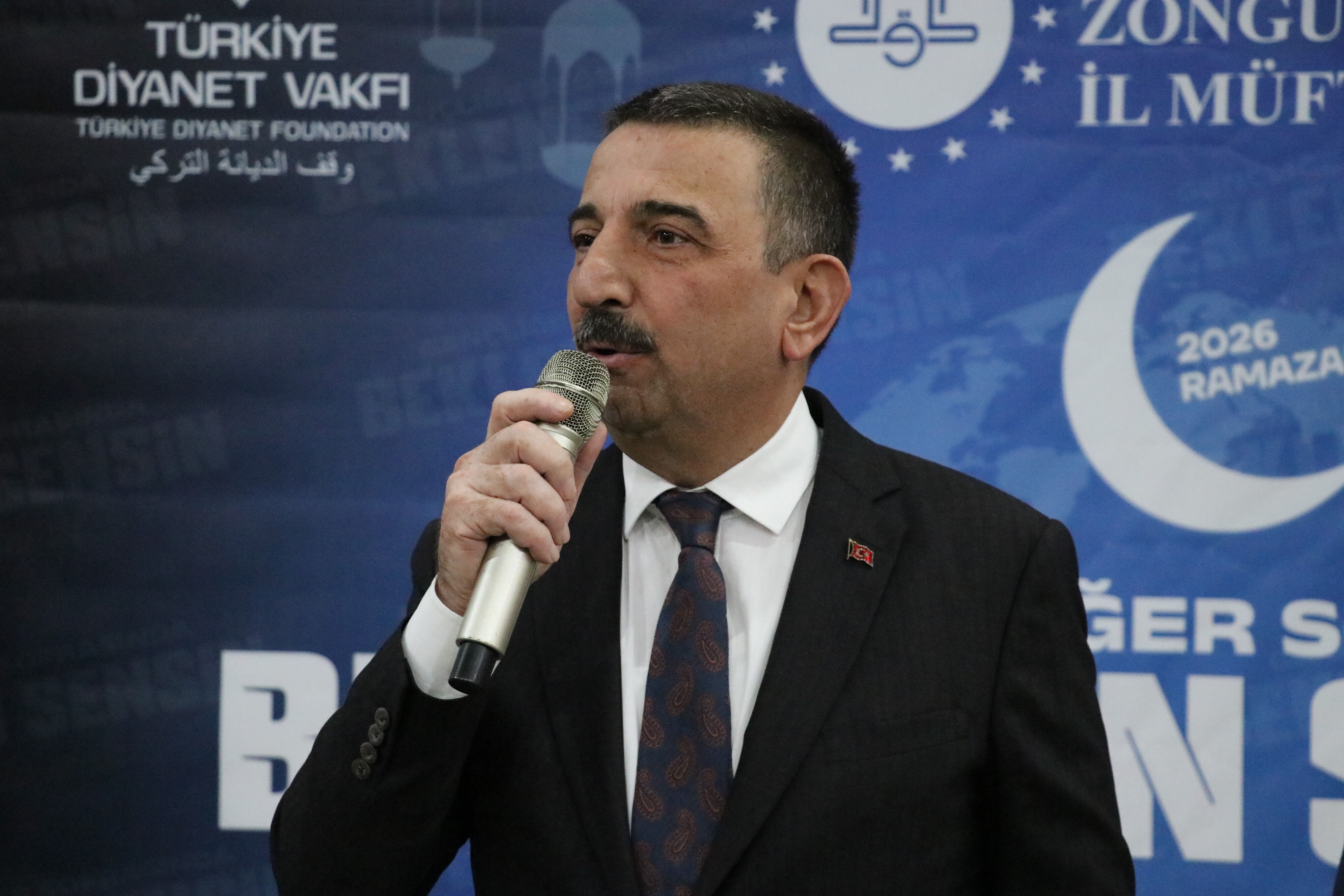 Zonguldak'ta, 'Gençliğe Değer Sofrasında Beklenen Sensin' temalı iftar programı düzenlendi