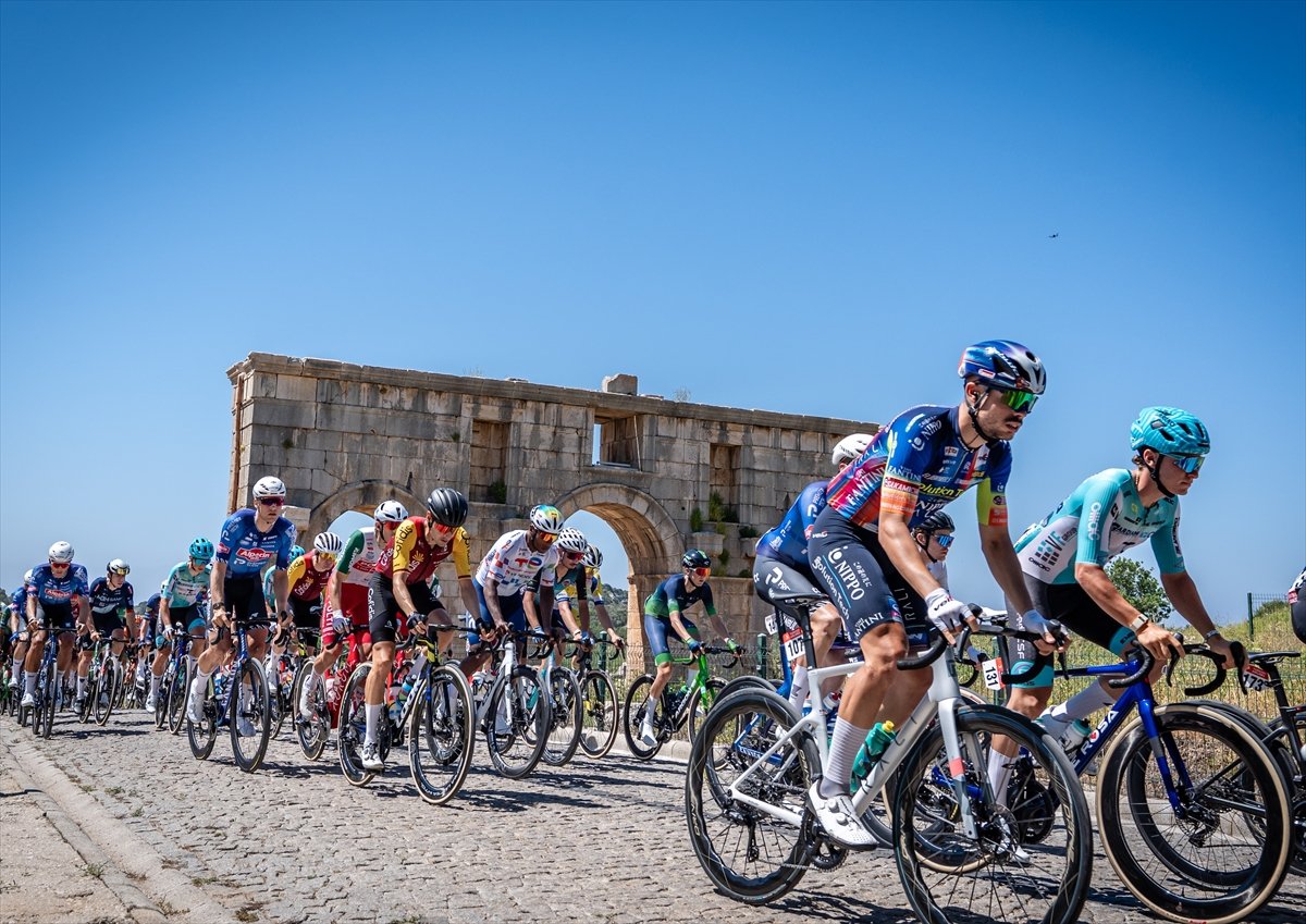 61. Cumhurbaşkanlığı Türkiye Bisiklet Turu'nda Patara-Kemer etabı başladı