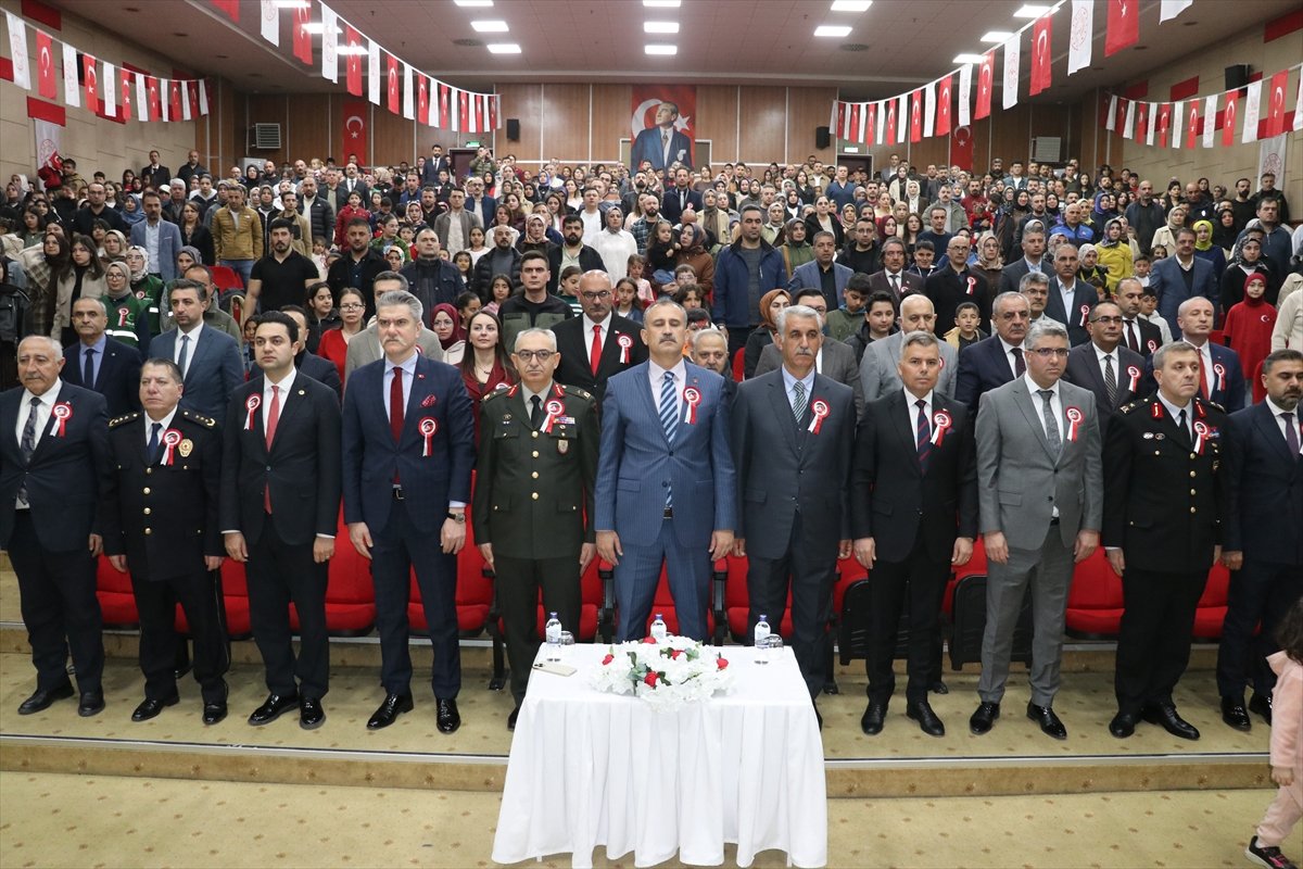 Erzurum ve çevre illerde 23 Nisan Ulusal Egemenlik ve Çocuk Bayramı kutlandı