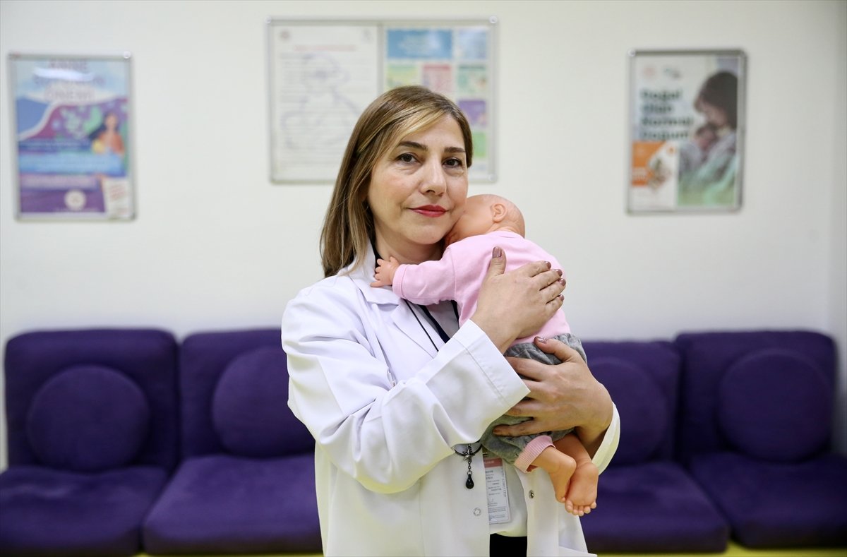 Giresun'da anne adayları koordinatör ebelerle doğuma hazırlanıyor