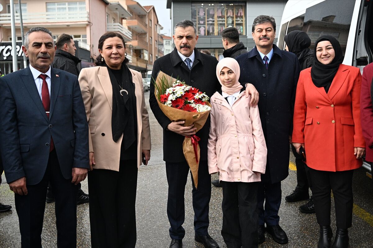 İçişleri Bakanı Çiftçi, AK Parti Kırşehir İl Başkanlığı'nda konuştu: