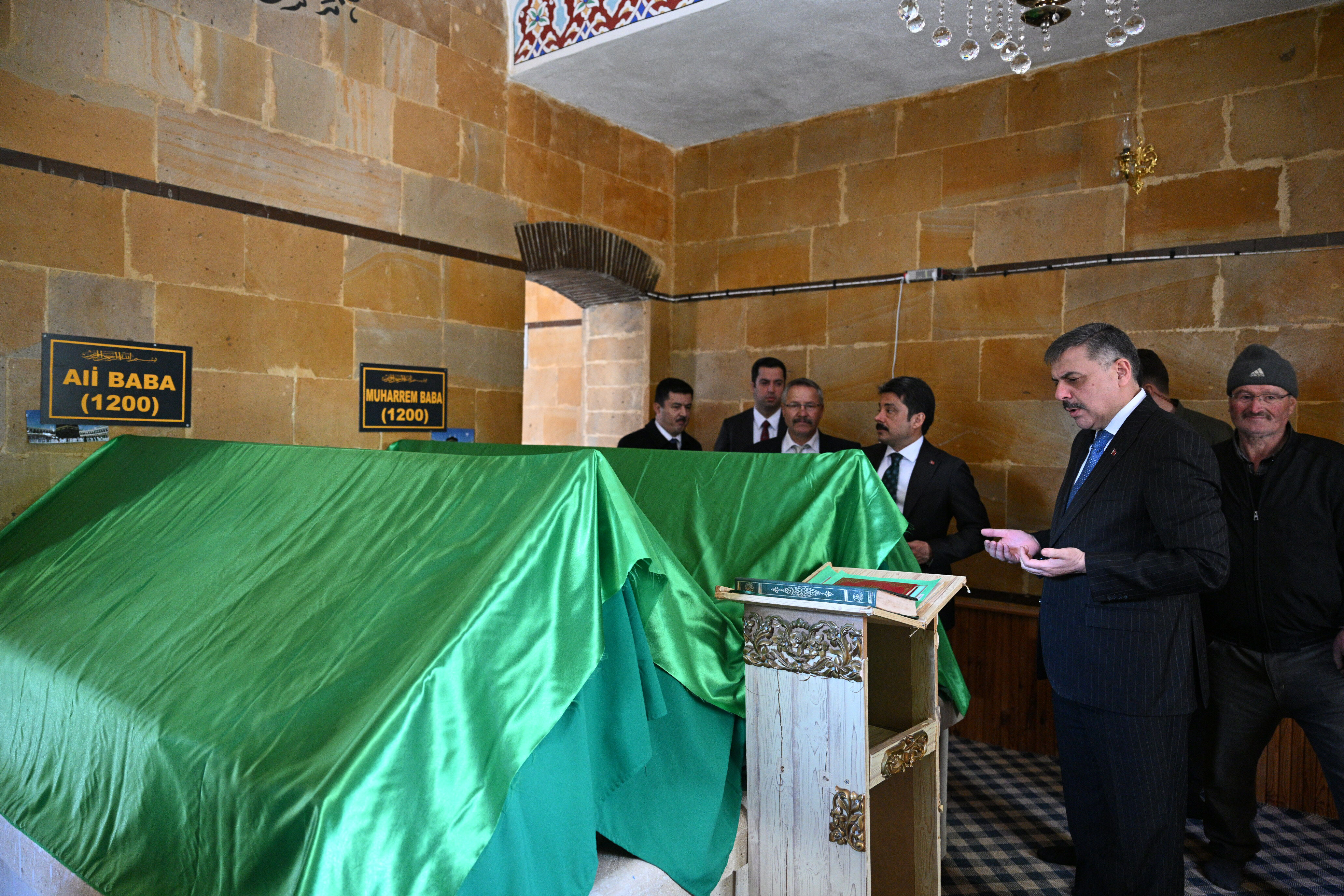 İçişleri Bakanı Çiftçi, kaymakamlık yaptığı Kaman'da ziyaretlerde bulundu