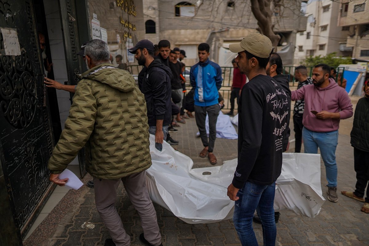 İsrail'in ateşkese rağmen Gazze'ye düzenlediği saldırıda 3 Filistinli hayatını kaybetti