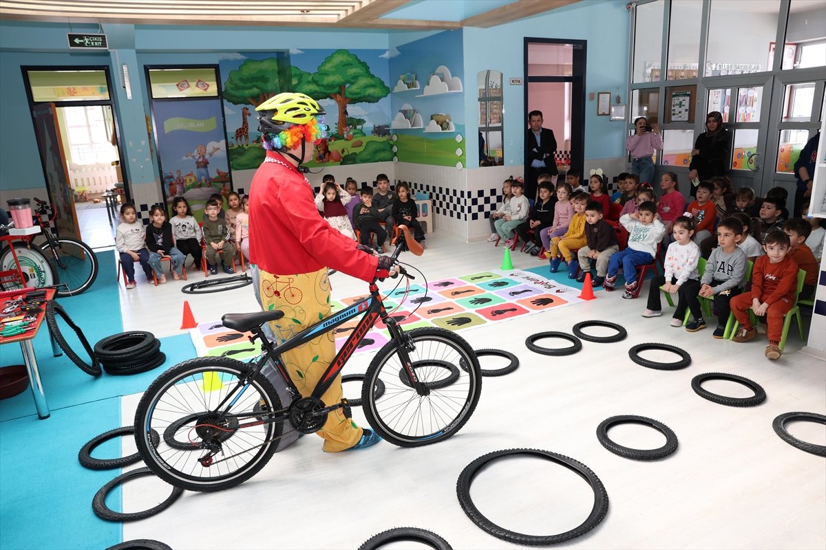 Konya'da bisiklet kültürü küçük yaşta başlıyor