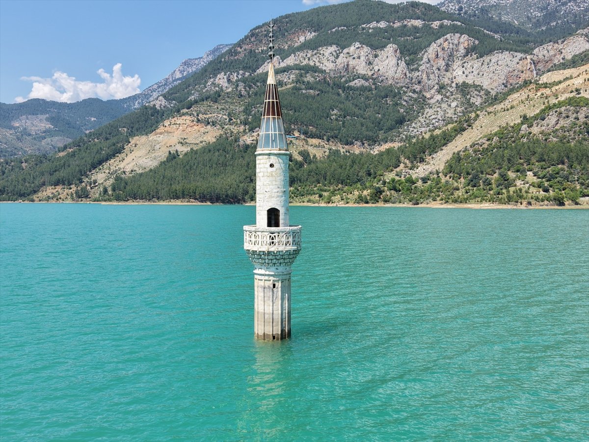 Mersin'de Alaköprü Barajı'nın dolmasıyla eski yerleşim yeri su altında kaldı