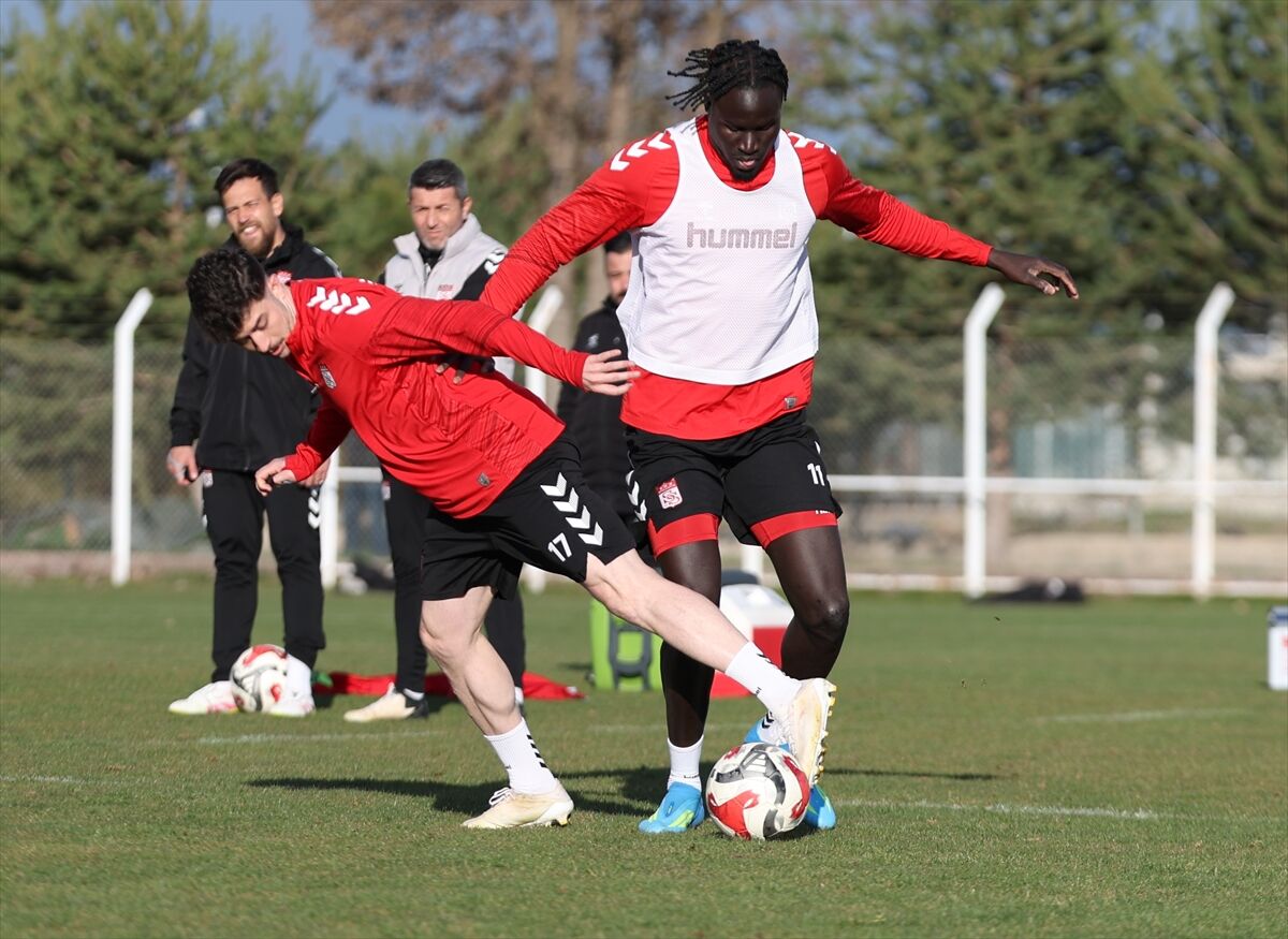 Sivasspor, Boluspor maçı hazırlıklarına başladı