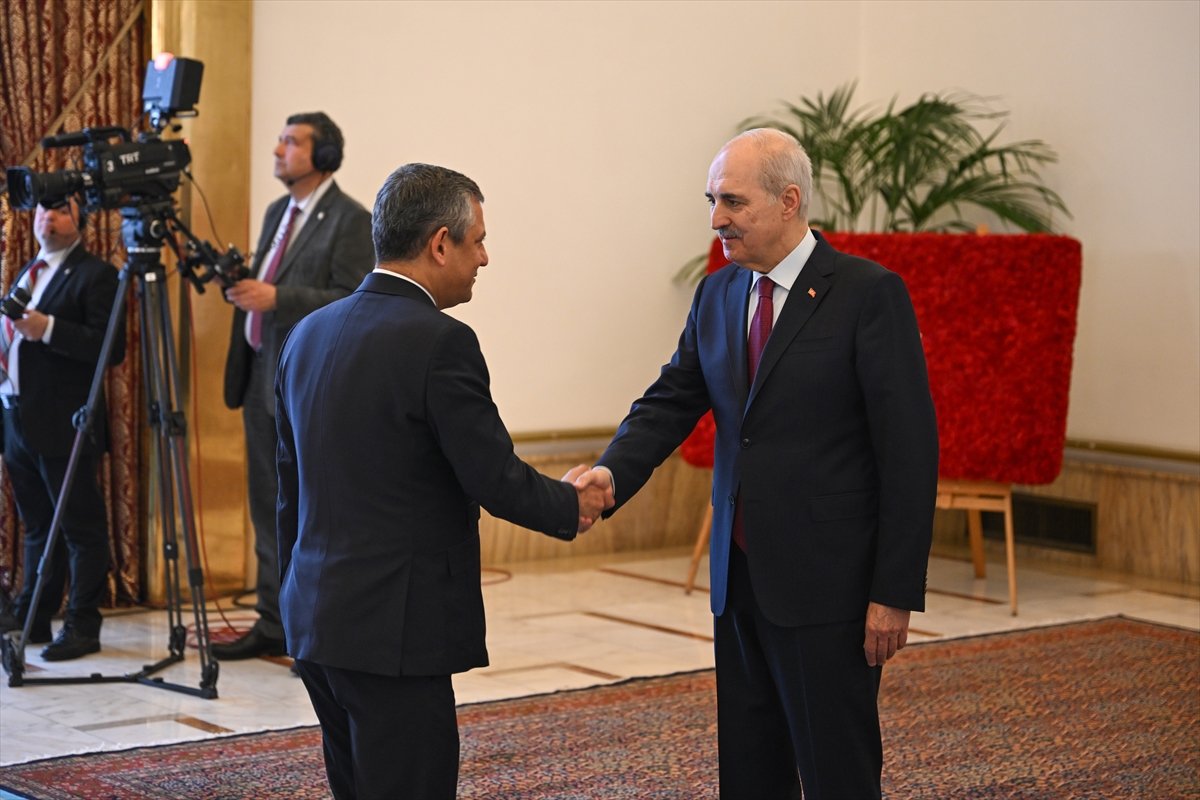 TBMM Başkanı Kurtulmuş, Meclis'in açılışının 106. yılı dolayısıyla tebrikleri kabul etti