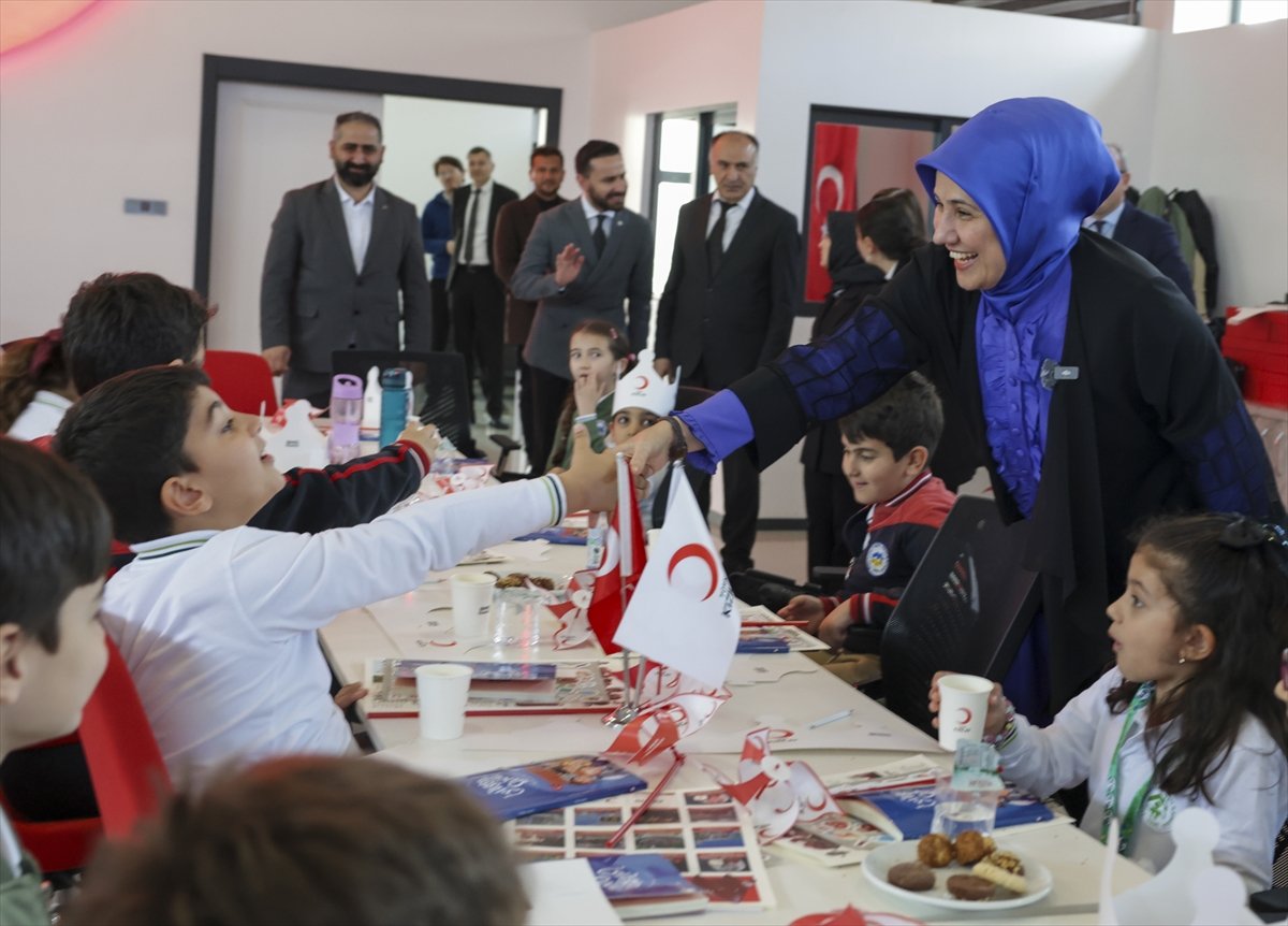 Türk Kızılaydan 'akran nezaketi' odaklı yeni eğitim hamlesi