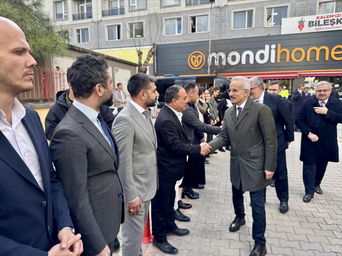 Ulaştırma ve Altyapı Bakanı Uraloğlu, Afyonkarahisar'da konuştu: