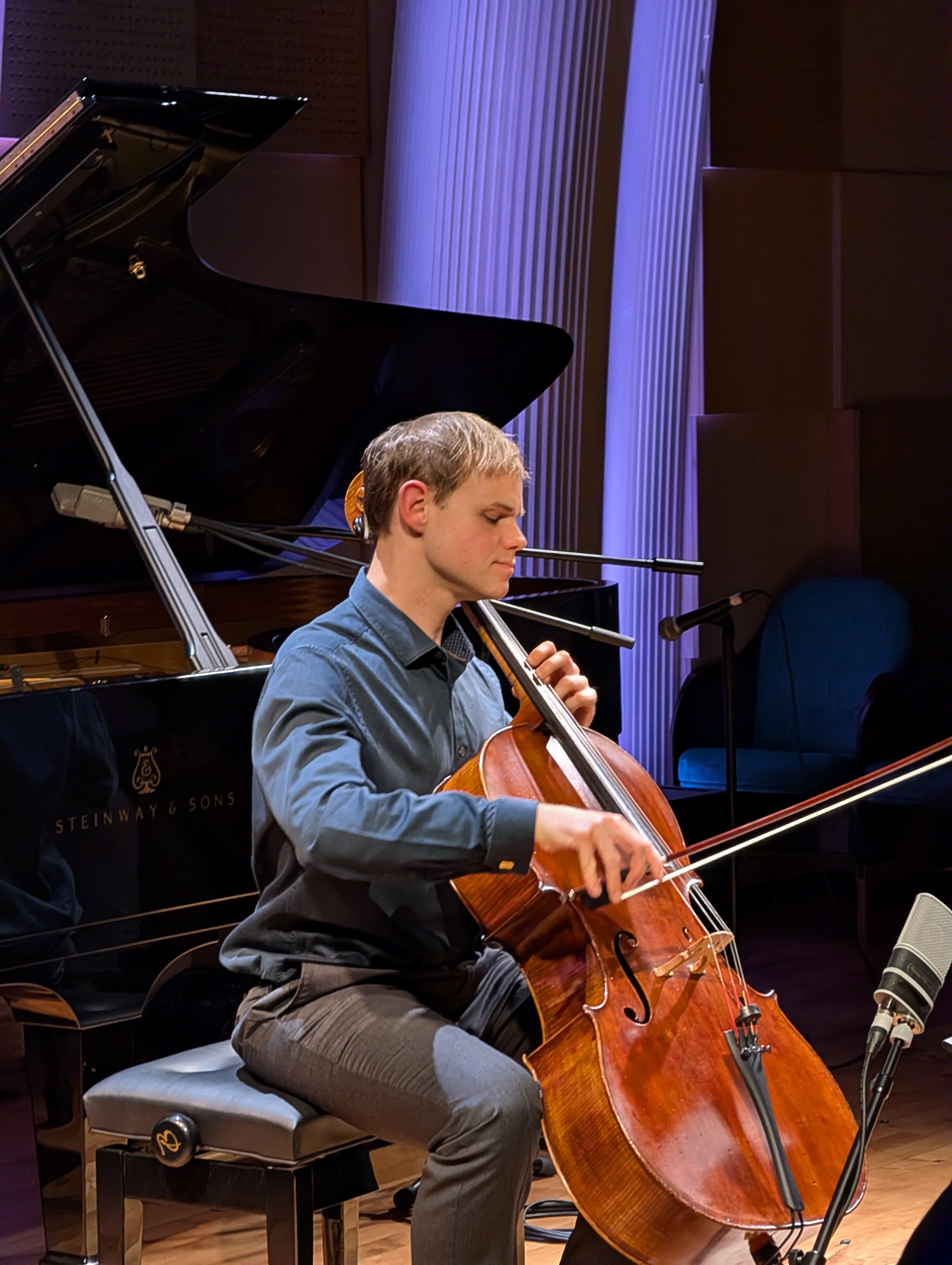 P X L 20260423 181044806