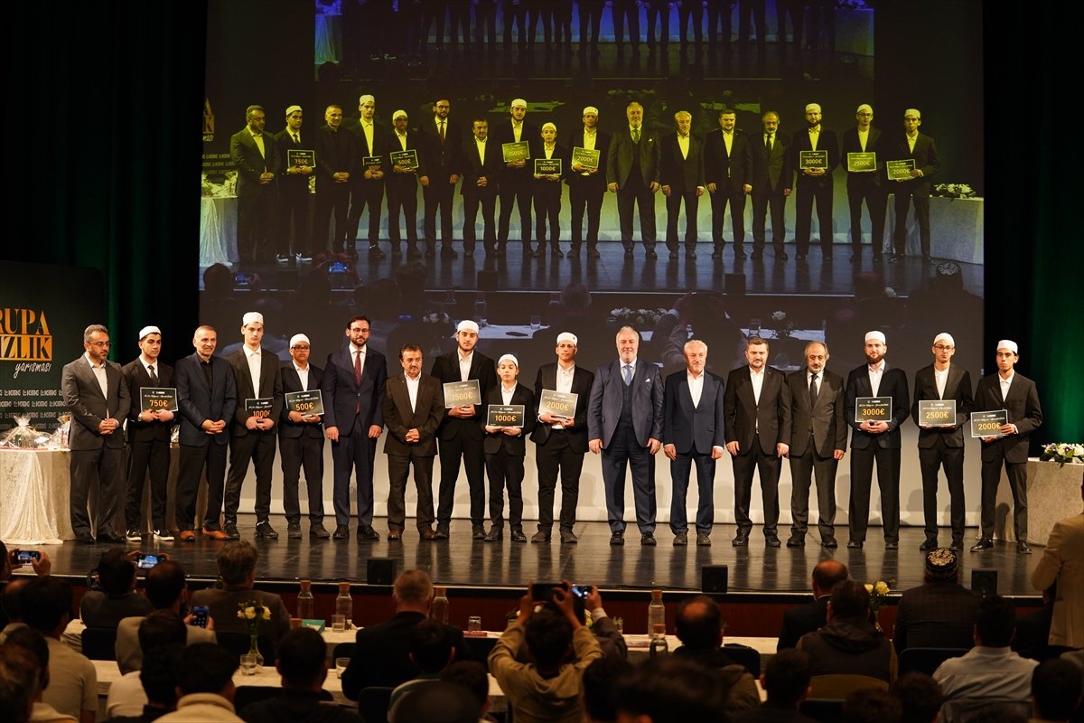 Almanya'da '4. Avrupa Hafızlık Yarışması' düzenlendi