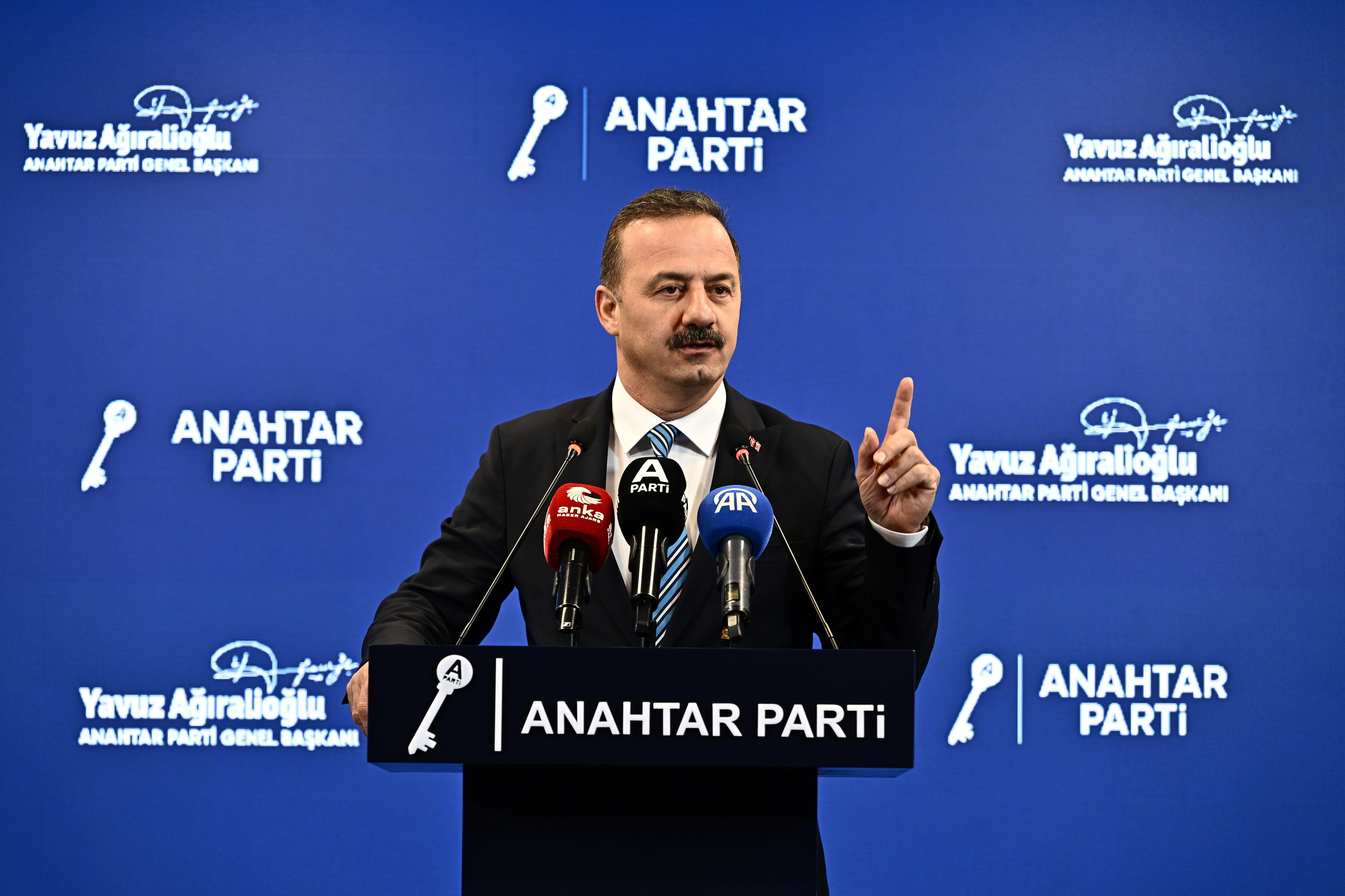 Anahtar Parti Genel Başkanı Ağıralioğlu, basın toplantısı düzenledi: