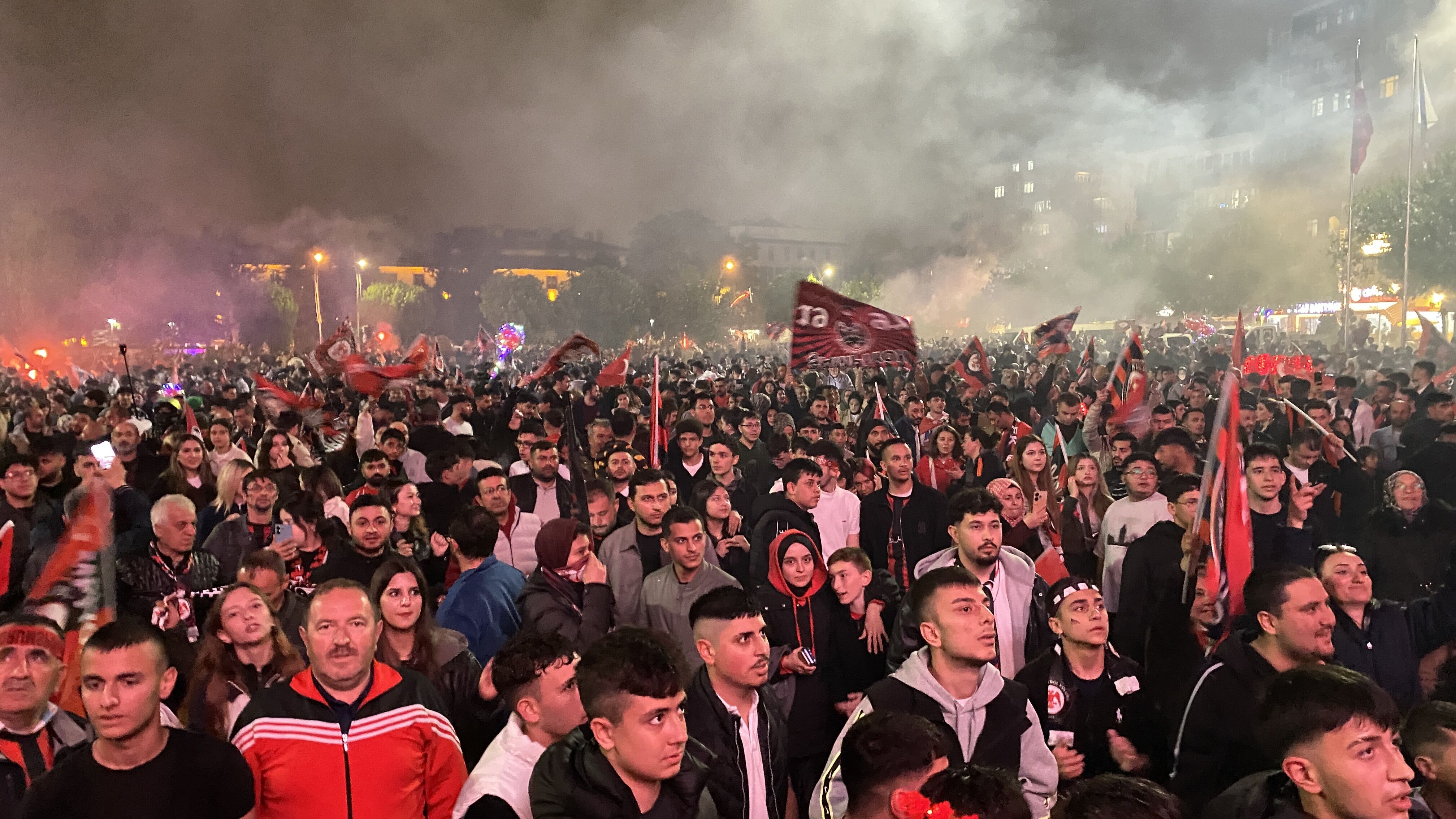 Arca Çoruk FK'de Trendyol Süper Lig'ye yükselme sevinci