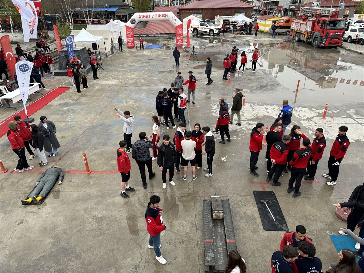 Ardahan'da düzenlenen üniversiteler arası afet spor oyunları tamamlandı