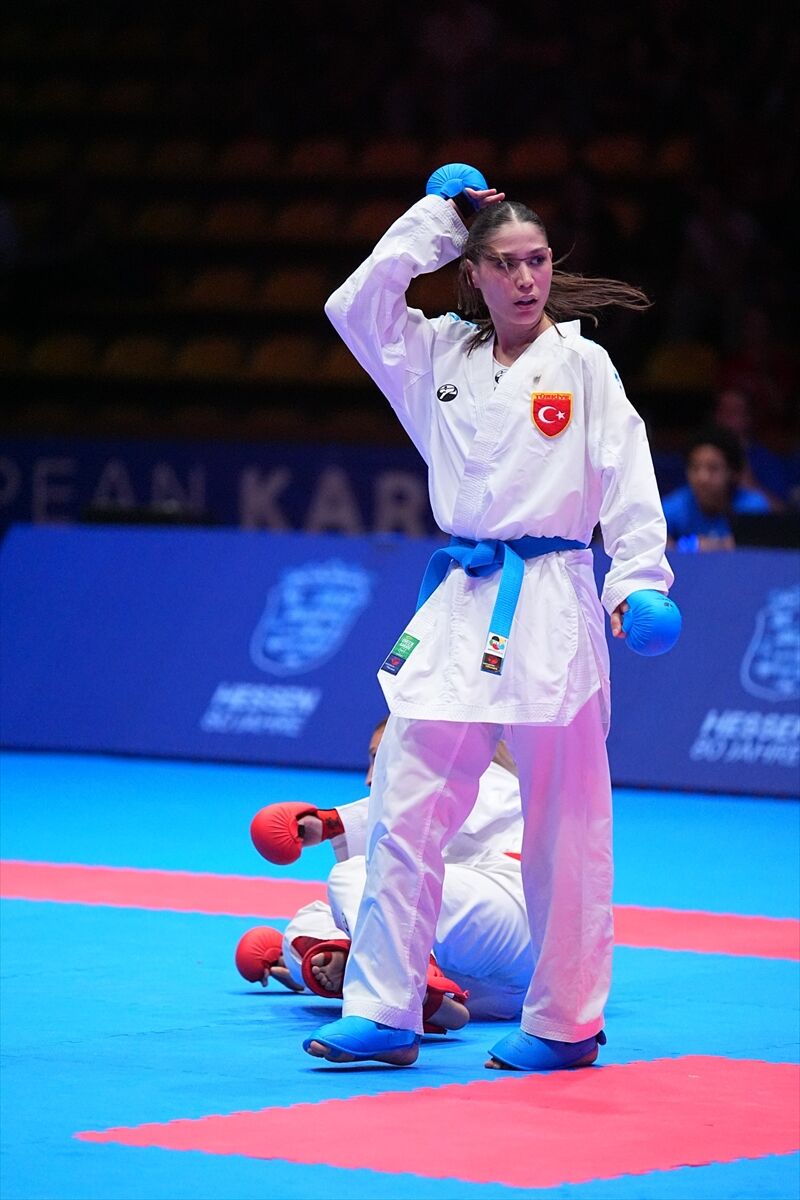 Avrupa Karate Şampiyonası'nda Zümra Rezzan İm, gümüş madalya kazandı