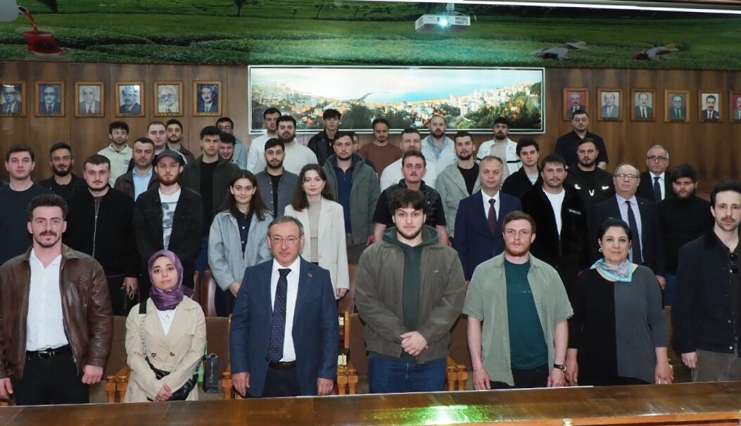 ÇAYKUR Genel Müdürü Alim genç üreticilerle buluştu