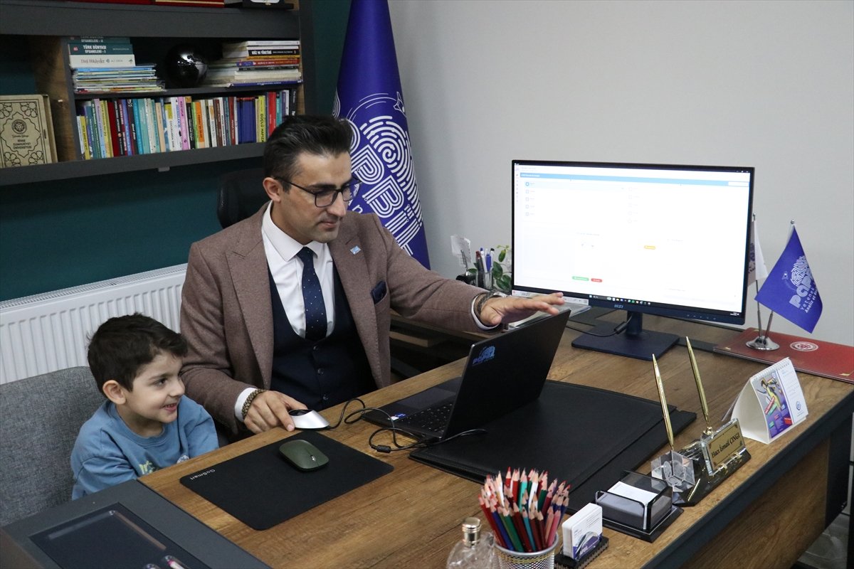 Çocukların parmak izlerinden yetenekleri ve kişilikleri keşfedilmeye çalışılıyor